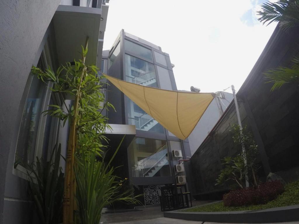 Fizz Hotel Lombok Quần đảo Gili Ngoại thất bức ảnh