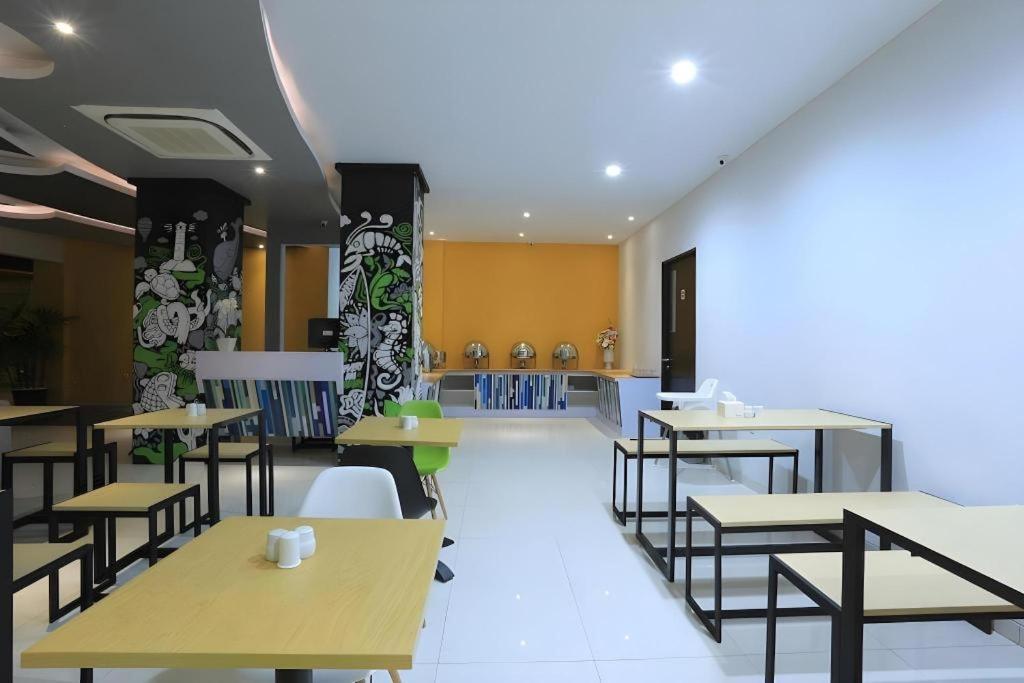 Fizz Hotel Lombok Quần đảo Gili Ngoại thất bức ảnh